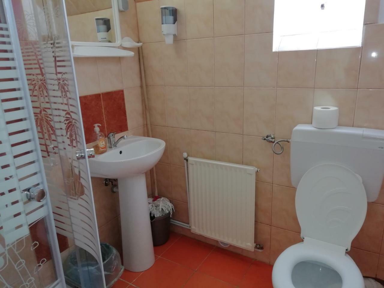 Casa Julia/Adult Only Hotel Szováta Kültér fotó