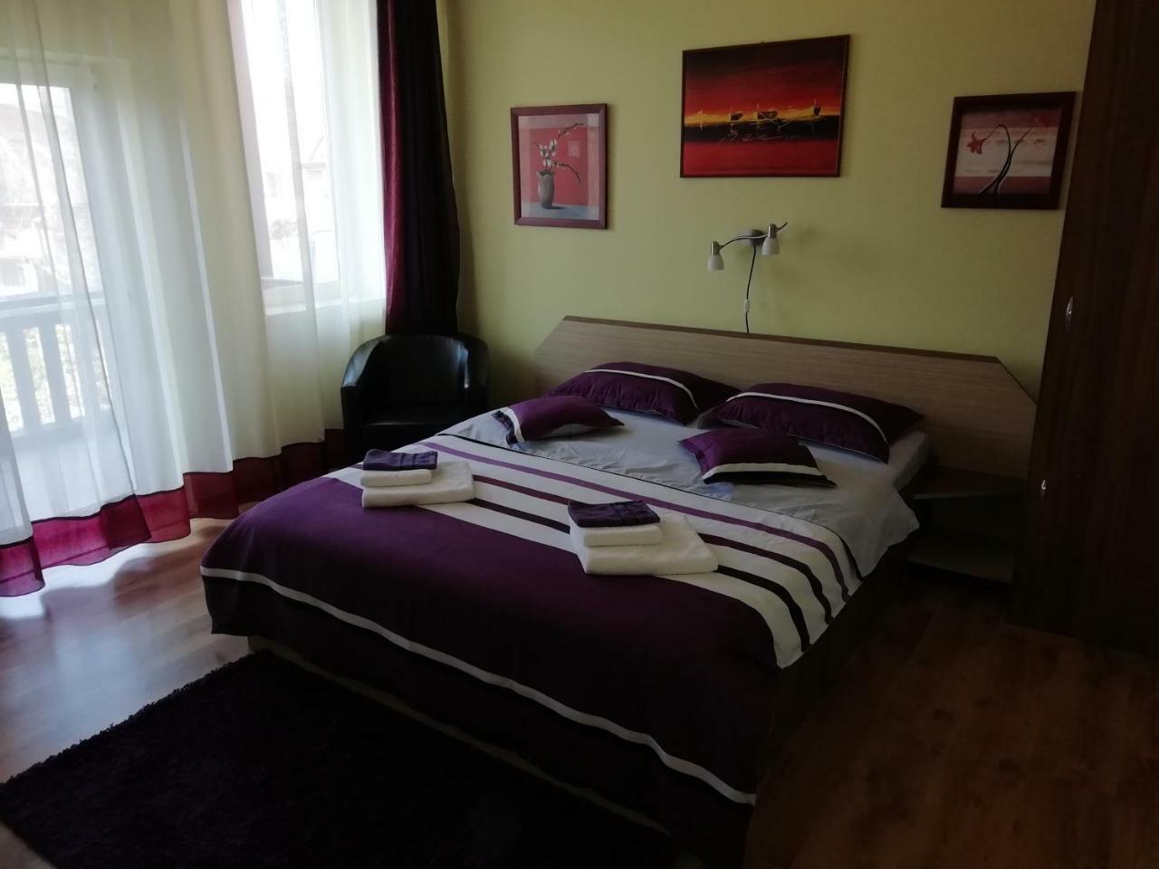 Casa Julia/Adult Only Hotel Szováta Kültér fotó