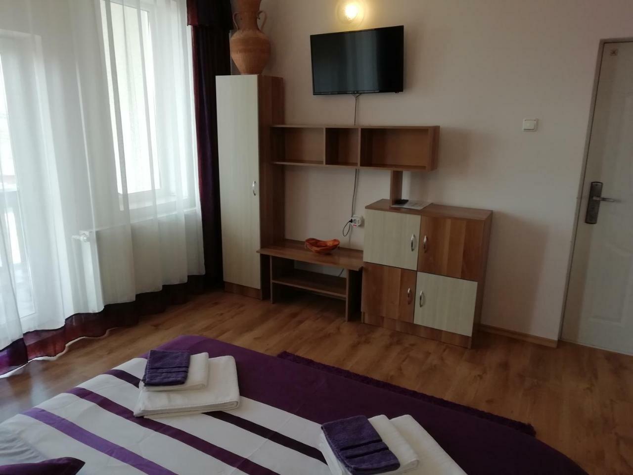 Casa Julia/Adult Only Hotel Szováta Kültér fotó